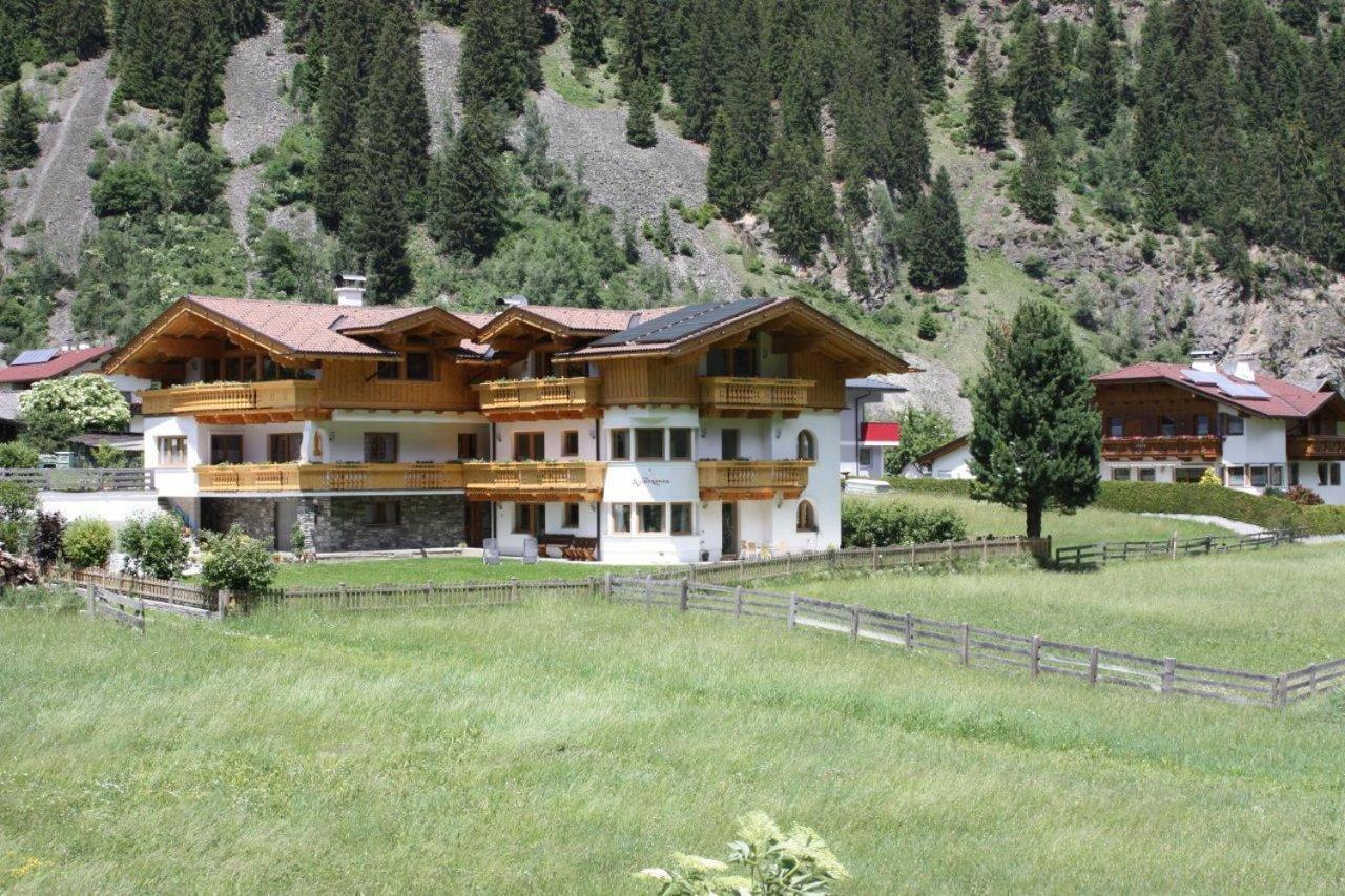 Landhaus Alpensonne Neustift im Stubaital Exterior photo